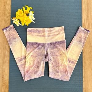Niyama Sol Barefoot Leggings Size Small